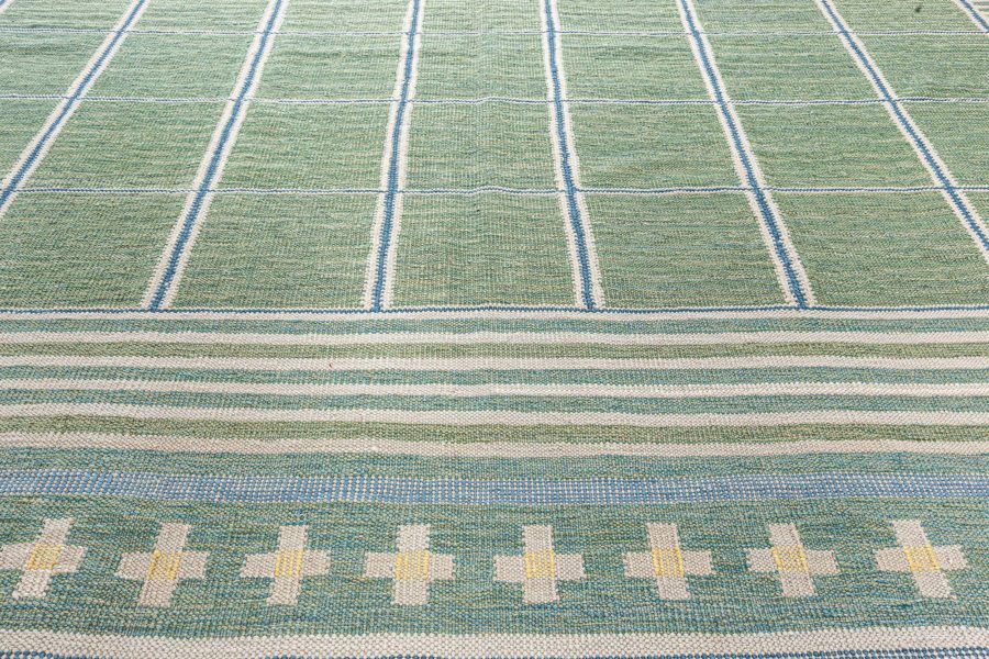 Basil-Green Square Area Rug of Swedish Inspiration N12356