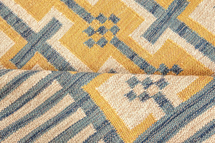 Swedish Rug of Mid-Century Inspiration N12360