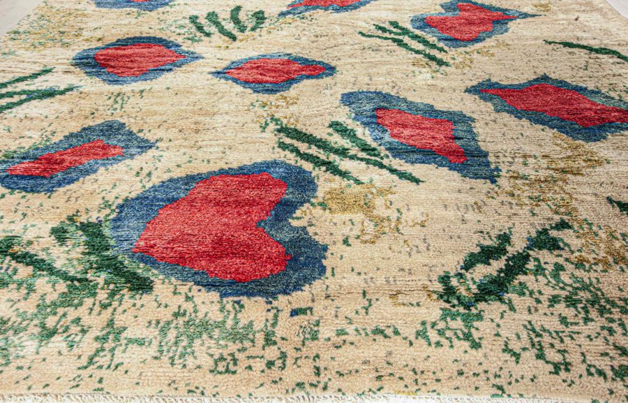 Hand-Made Jolly Rug N12362