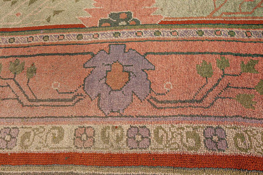ARTS & CRAFTS RUG BY GAVIN MORTON BB7806
