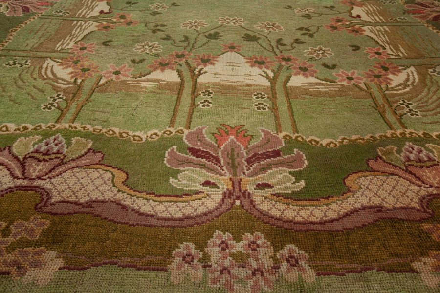 ARTS & CRAFTS WOOL RUG BY C.F.A. VOYSEY BB7807