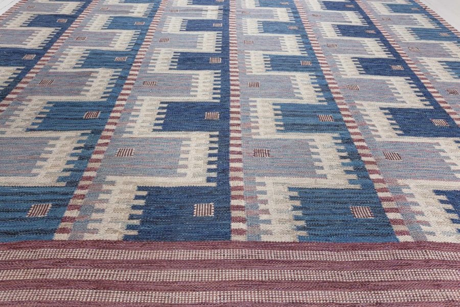 Modern Swedish Rug N12382