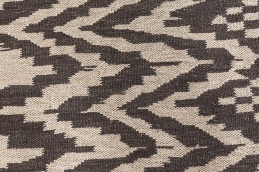 Modern Swedish Flat Weave Rug N12388