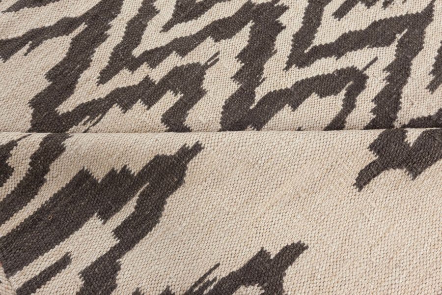 Modern Swedish Flat Weave Rug N12388