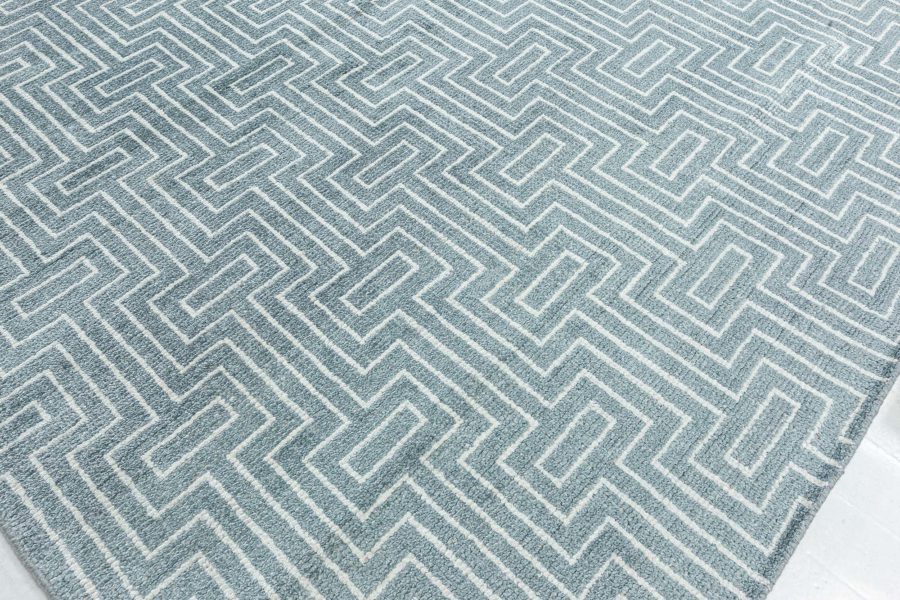 Contemporary Rug N12398