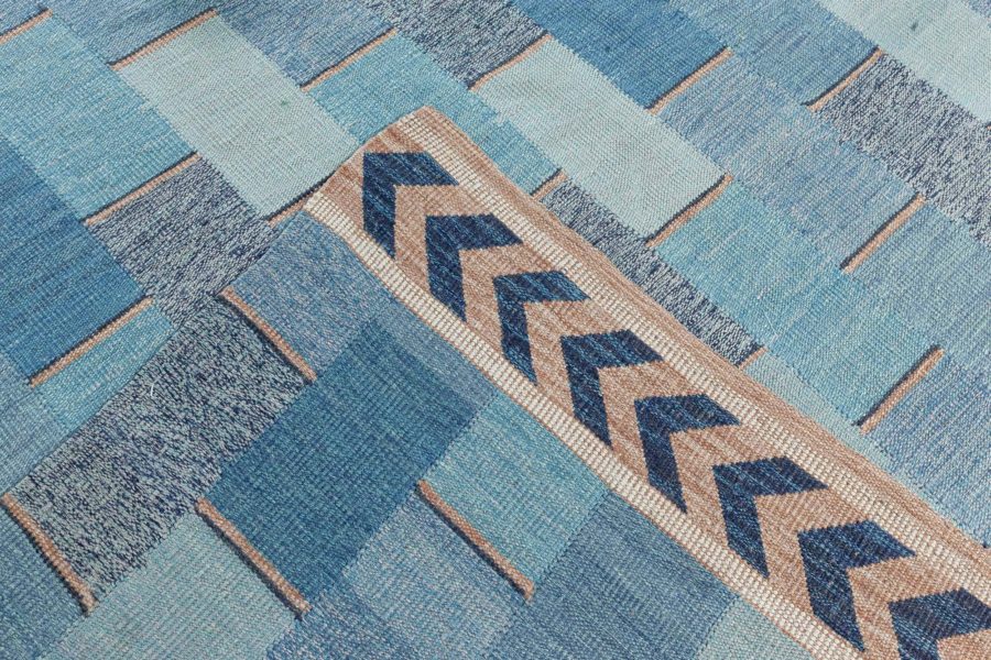 Contemporary Swedish Rug N12401