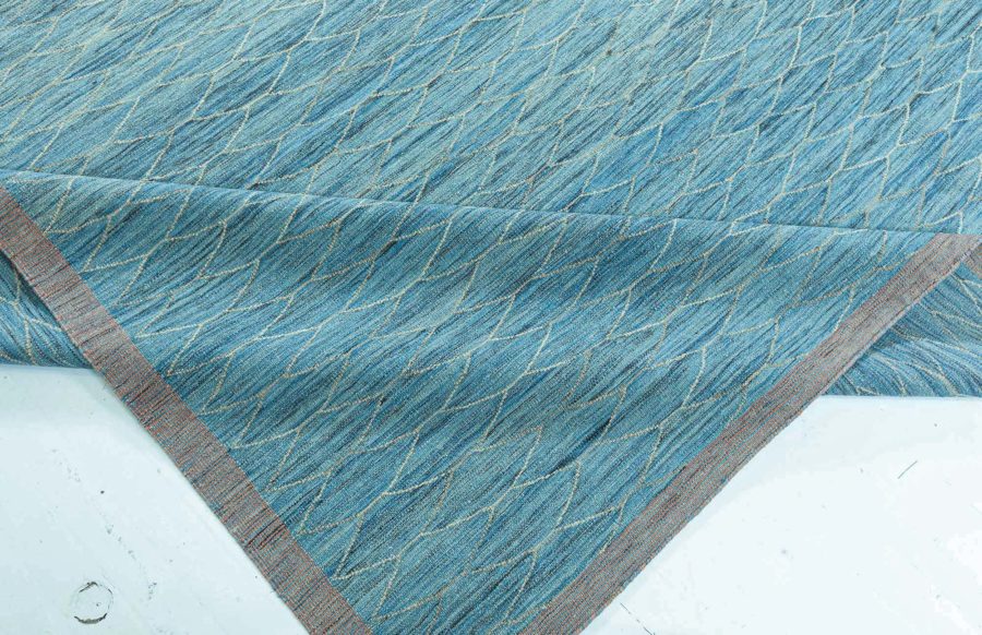Contemporary Kilim Rug N12422