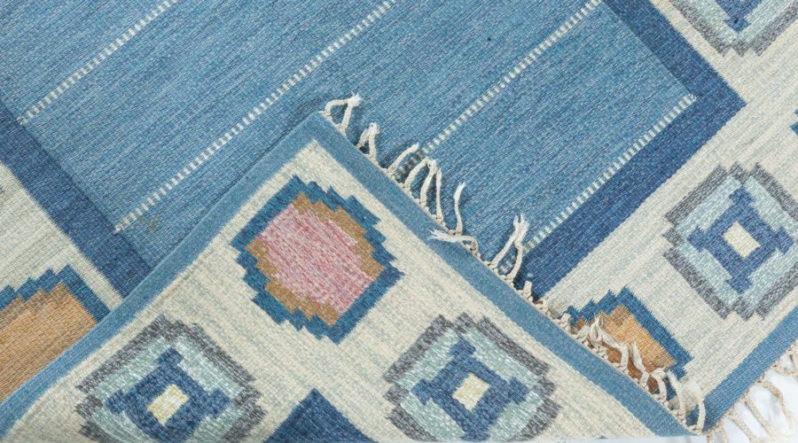 “Torvalla” – Swedish Flat woven Rug by Ingegerd Silow BB7858