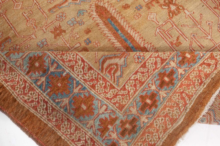 Primitive Bakshaish Carpet BB8005