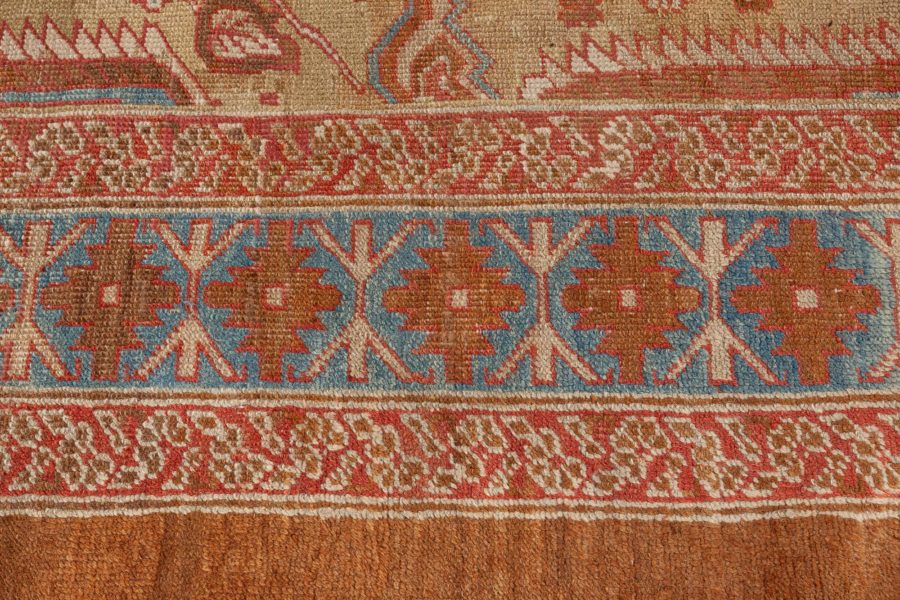 Primitive Bakshaish Carpet BB8005
