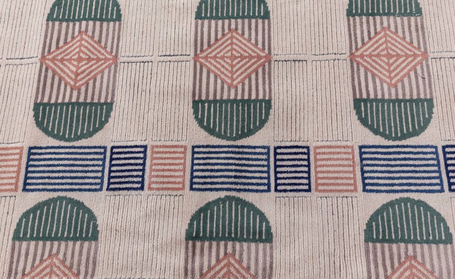 Capsule Rug N12513