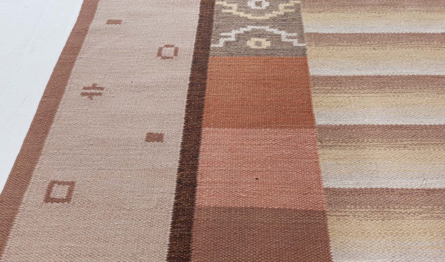Finland Flat Woven Rug by Margareta Ahlstedt Willandt BB8091