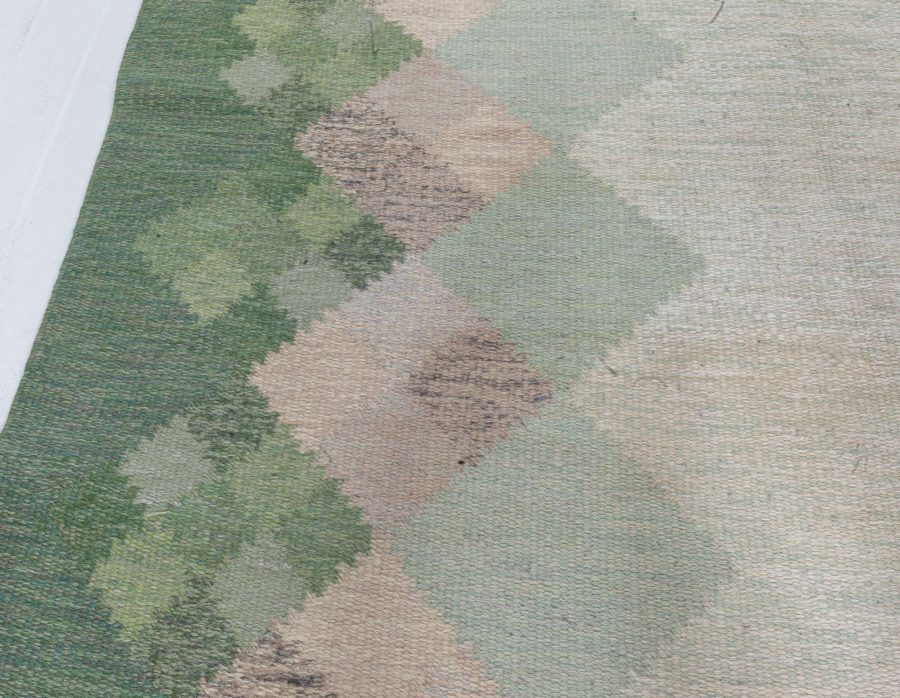 “Opal” – Swedish Flat Woven Rug by Brita Svefors BB8113