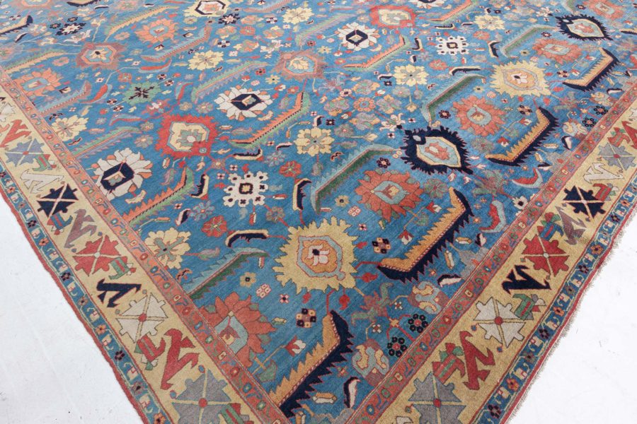 Persian Tabriz Rug With a Cintamani insignia in one corner BB8225