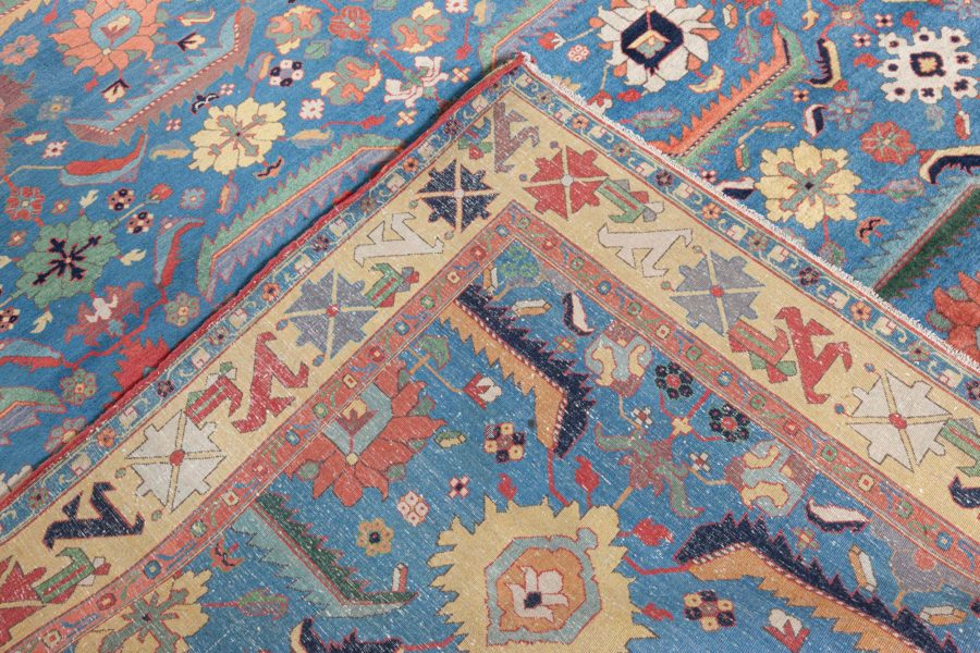 Persian Tabriz Rug With a Cintamani insignia in one corner BB8225