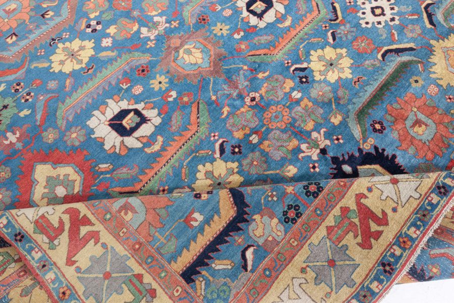 Persian Tabriz Rug With a Cintamani insignia in one corner BB8225