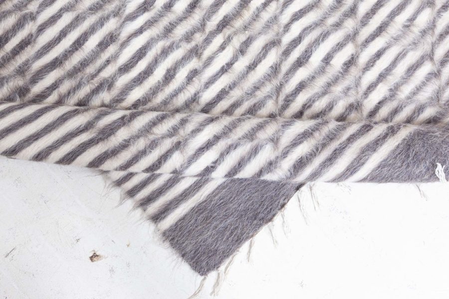 Contemporary Goat Hair Runner N12621