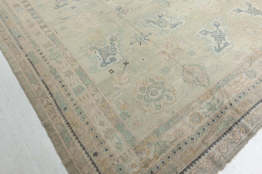 Turkish Oushak Rug BB8219