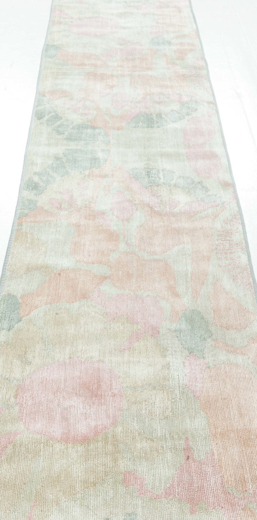 Contemporary Silk Fragment Runner N12629