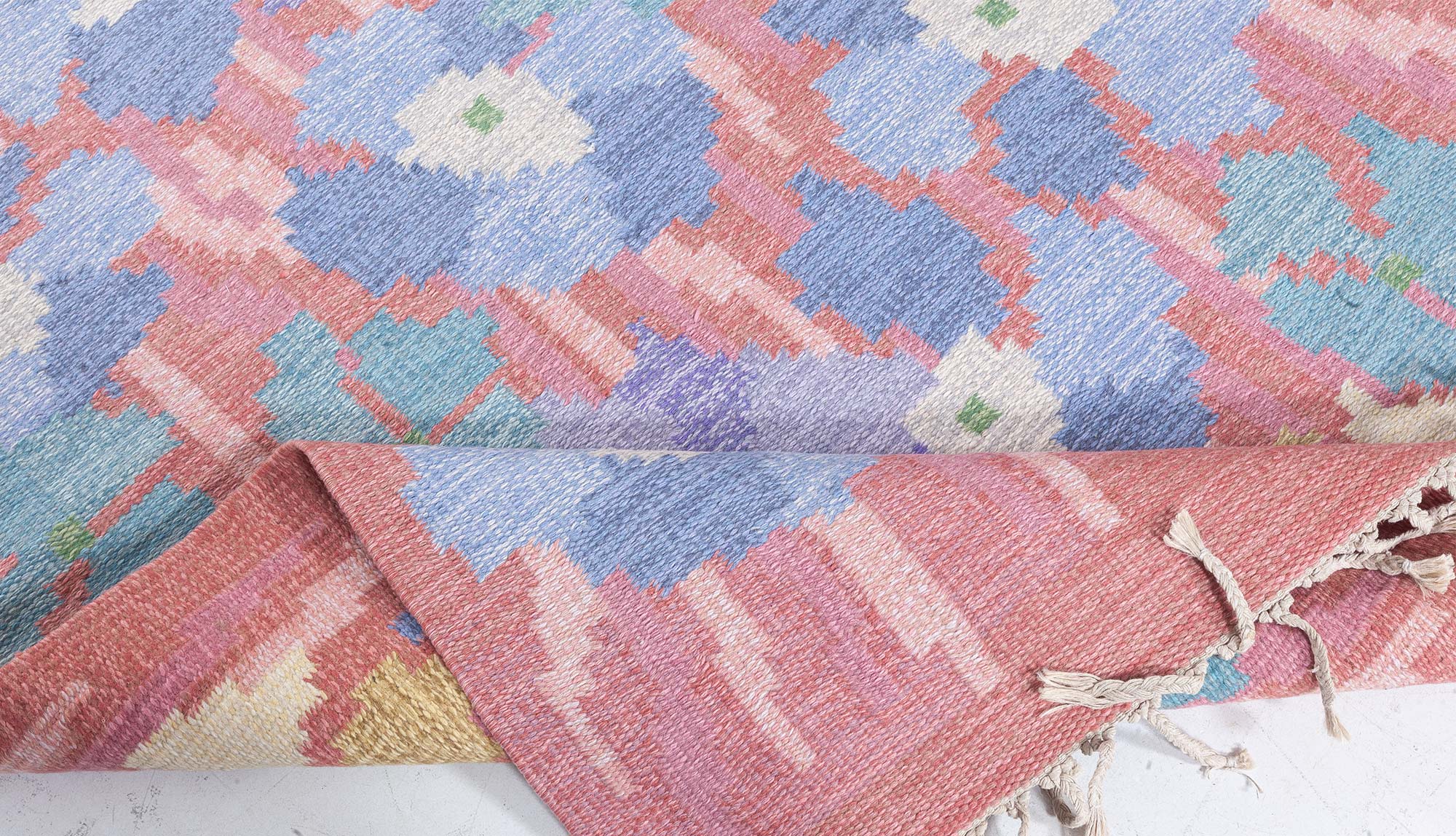 Scandinavian Vintage Floral Cream Flatweave Wool Rug BB8309 Scandinavian Vintage Floral Cream Flatweave Wool Rug BB8309