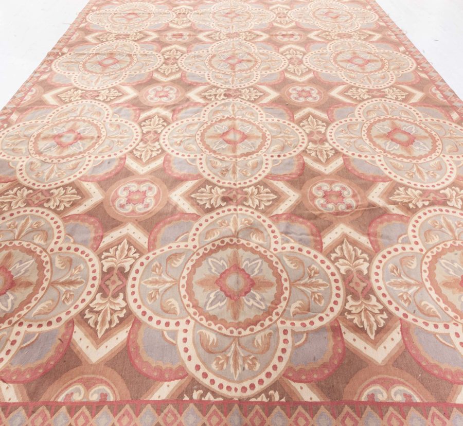 Traditional Inspired Aubusson Rug N12644