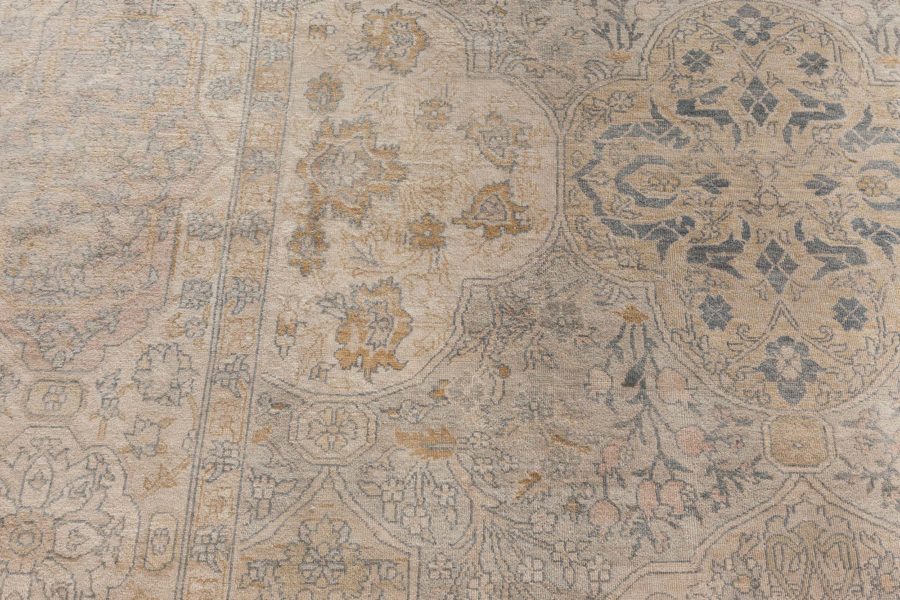 Indian Rug BB8350