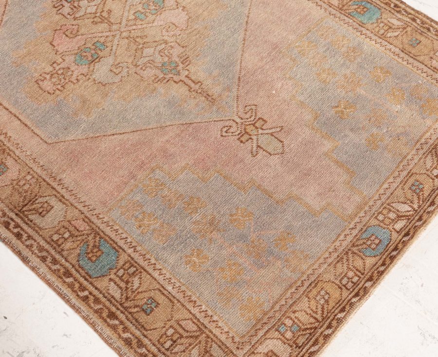 North West Persian Runner BB8373