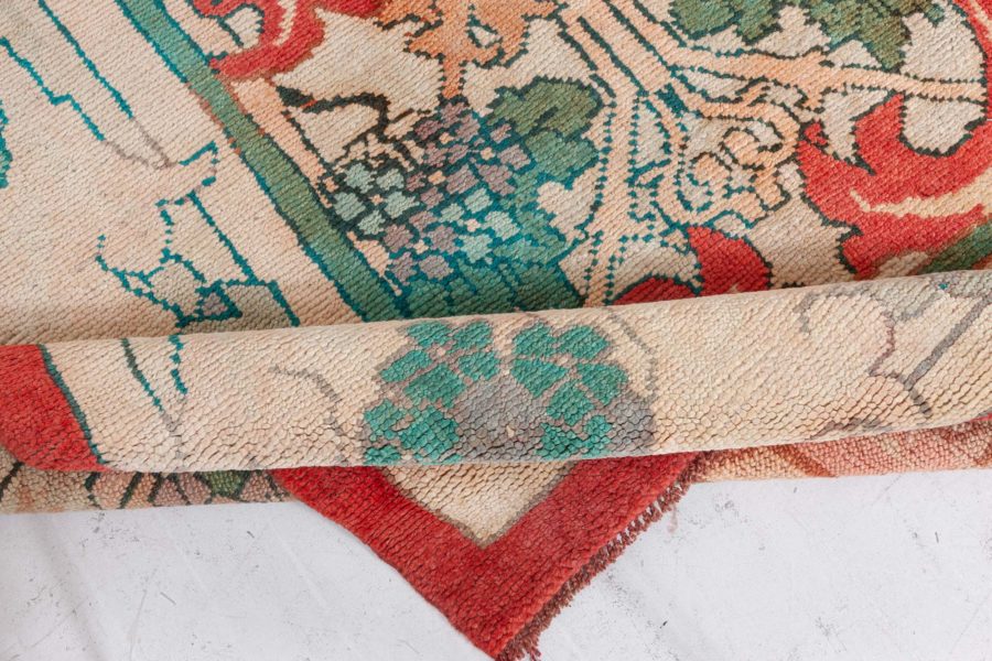 Arts and Crafts Rug BB8393
