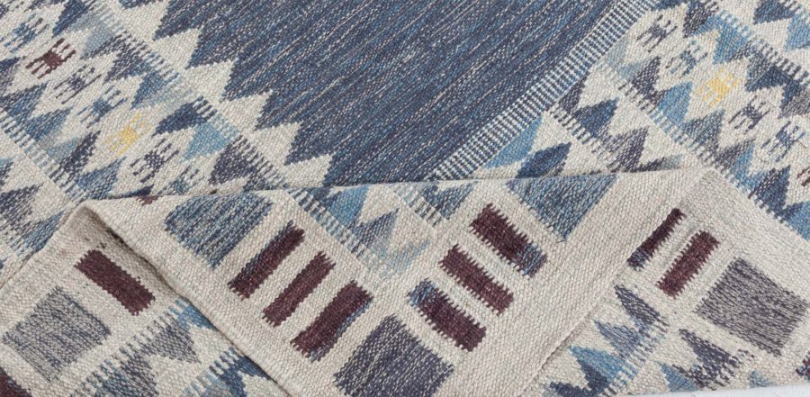 Modern Swedish Rug N12660
