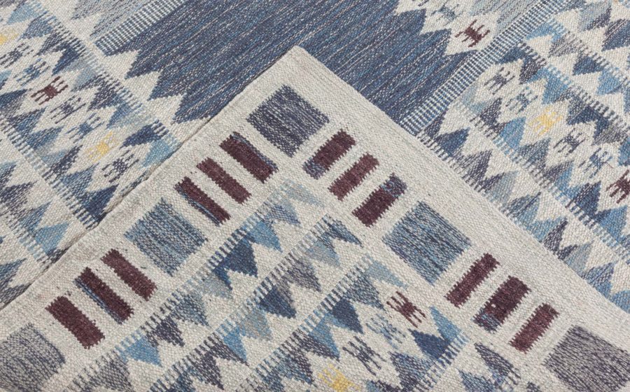 Modern Swedish Rug N12660