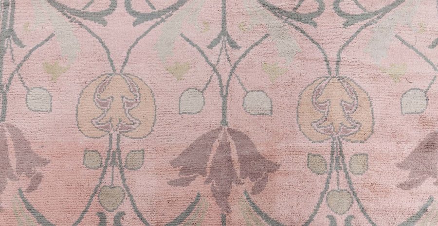 Arts and Crafts Rug BB8407