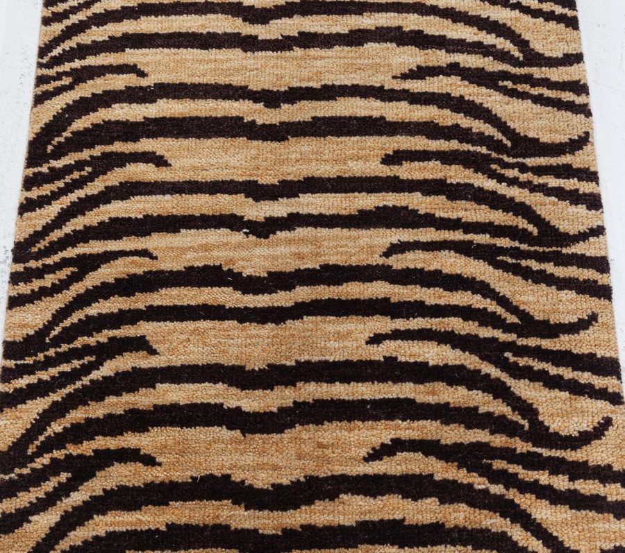 Tiger Rug N12695