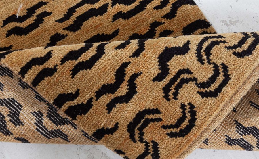 Tiger Rug N12696