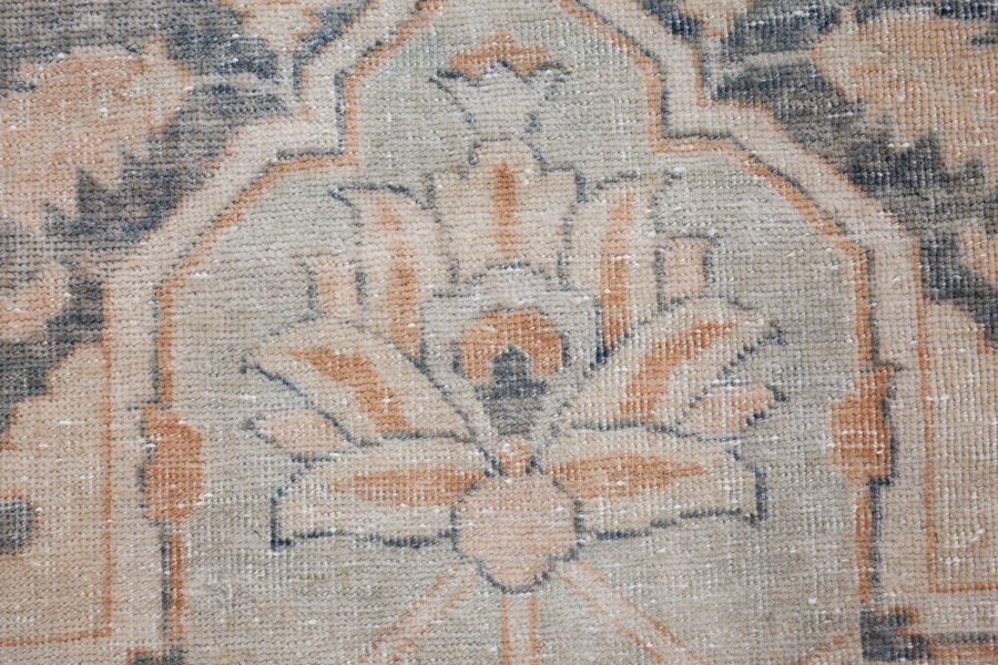Persian Tabriz BB8531