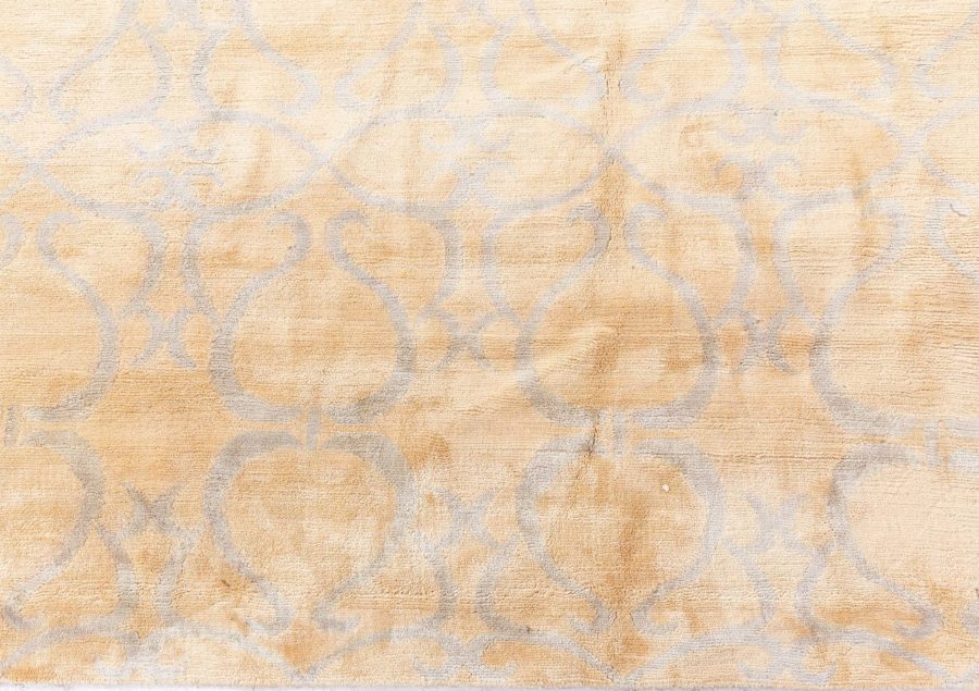 Contemporary Silk Rug N12793