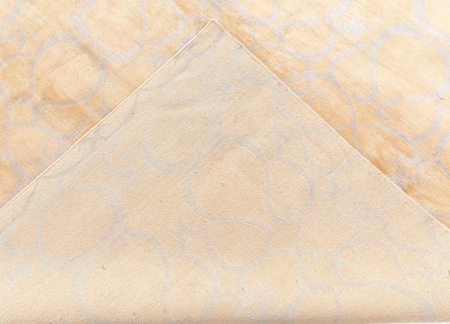 Contemporary Silk Rug N12793