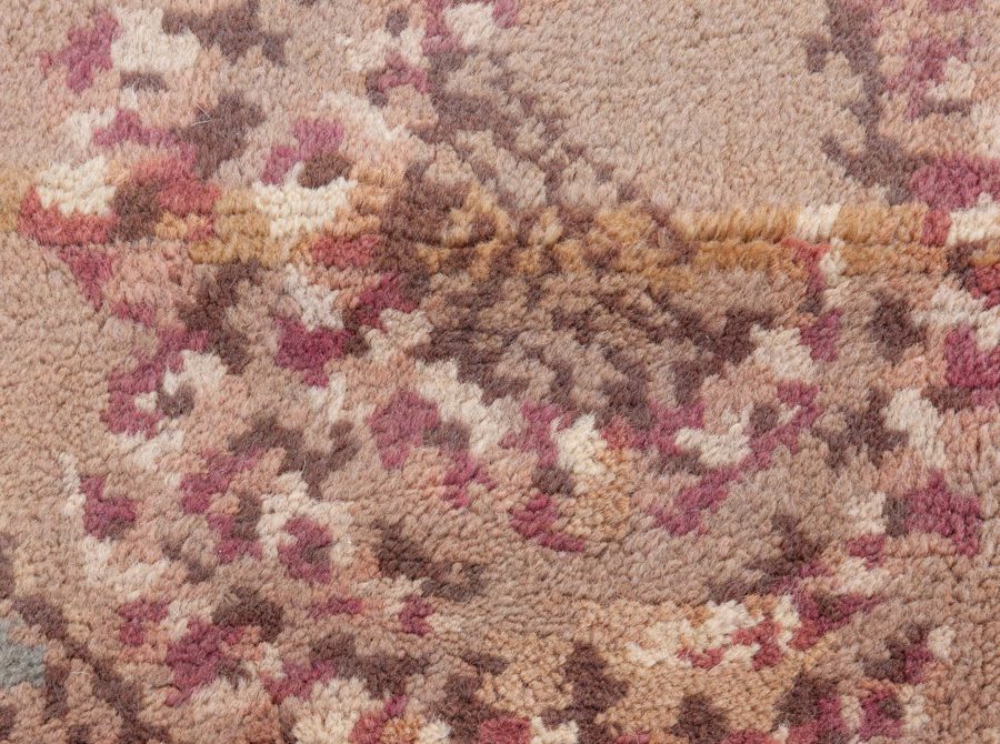 European Deco Rug BB8686