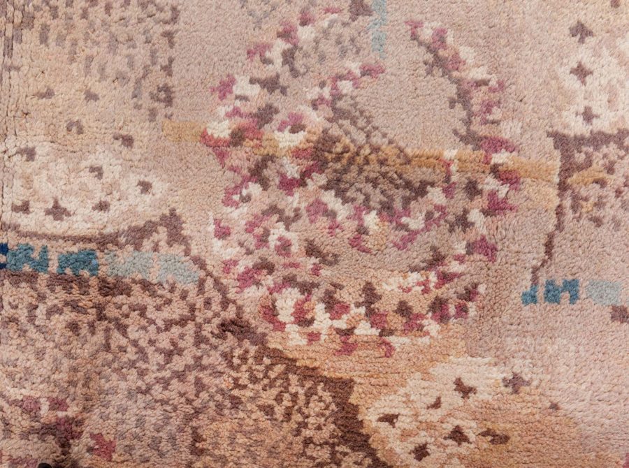 European Deco Rug BB8686