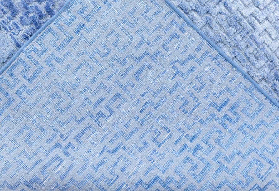 Contemporary Fragment Rug N12808