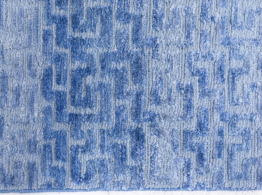 Contemporary Silk Fragment Rug N12817