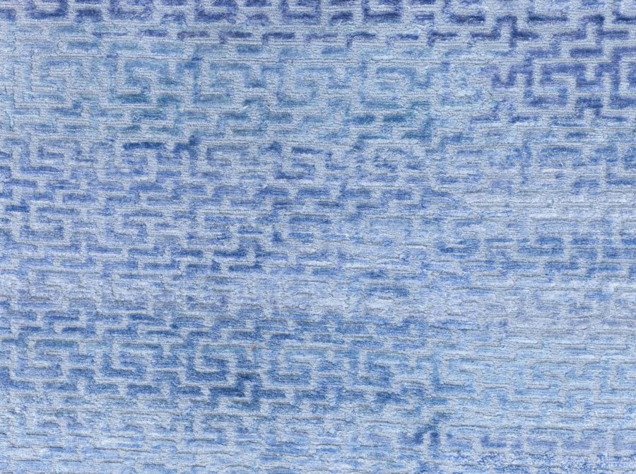 Contemporary Silk Fragment Rug N12817