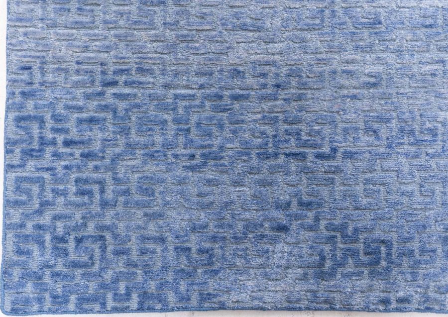 Contemporary Silk Fragment Rug N12817