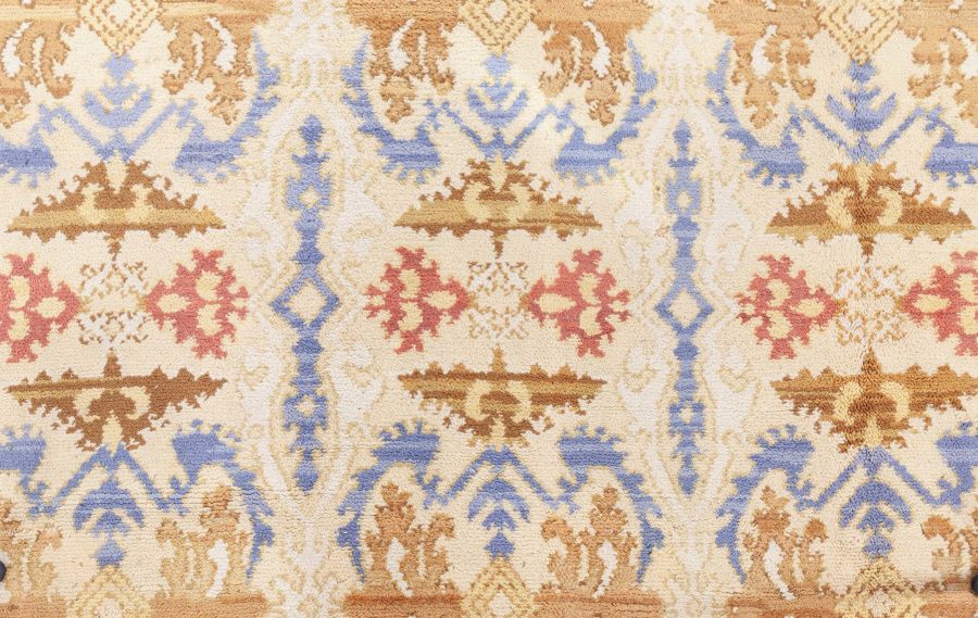 Spanish Rug BB8701