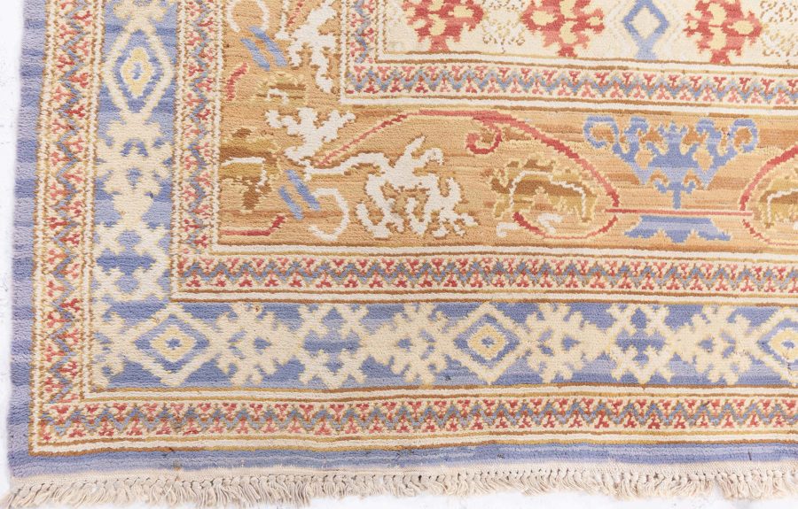 Spanish Rug BB8701