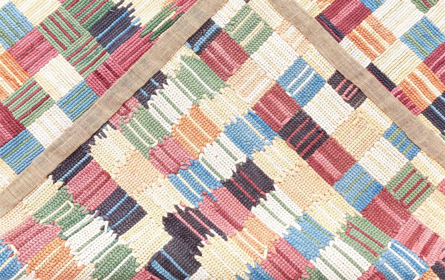 Hooked Rug N12830