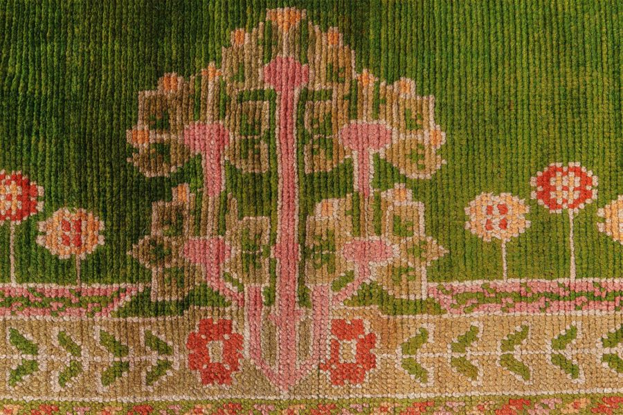 Arts and Crafts Rug BB8825