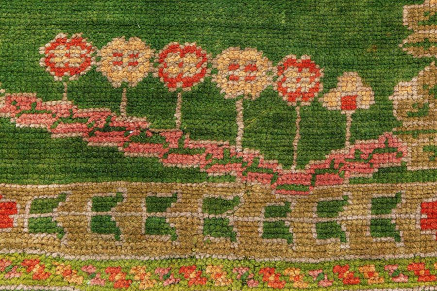 Arts and Crafts Rug BB8825