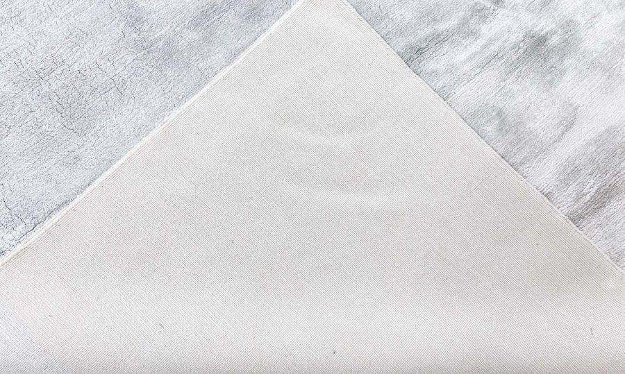Contemporary Silk Rug N12867