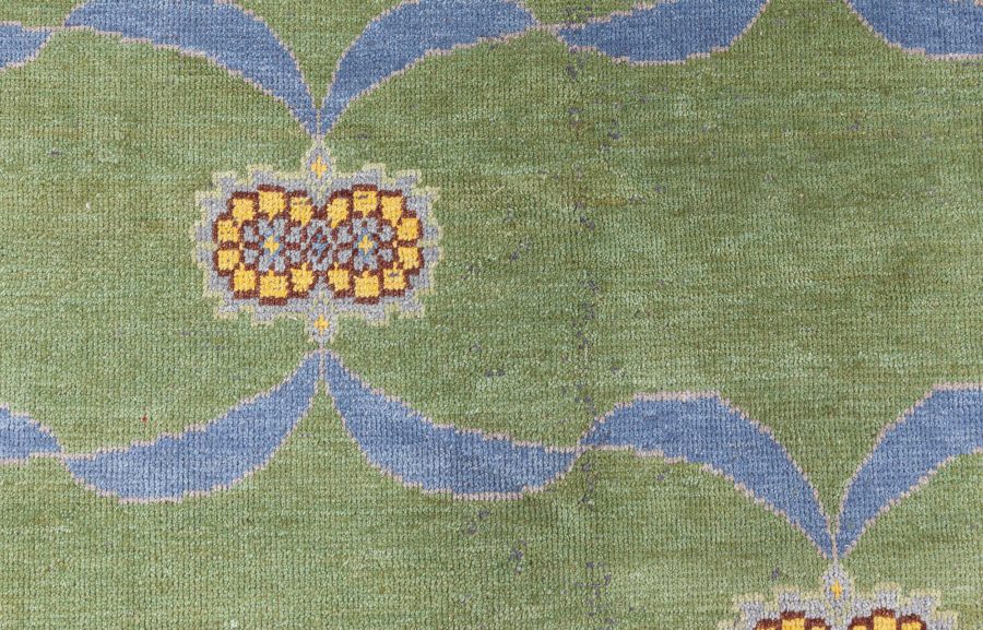 Arts and Crafts Fragment Rug N12873