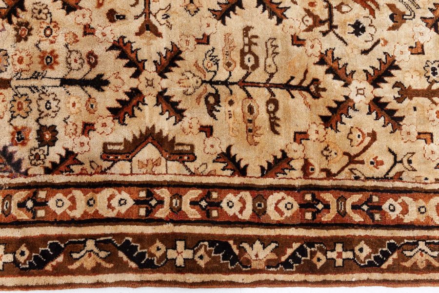 Indian Agra Rug (Size Adjusted) BB8835
